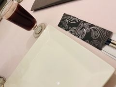 -鼎鼎香·港式火锅(北京SKP店)