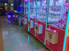 -爱玩嘉年华(龙湖曲江天街店)