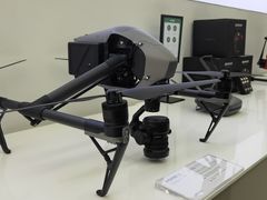 -DJI大疆(深圳华强北曼哈授权体验店)