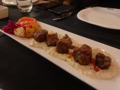 -Efes Turkish & Mediterranean Cuisine 艾菲斯餐厅(陆家嘴店)