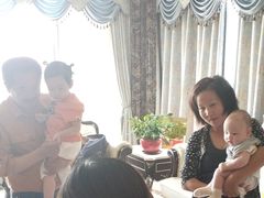 -沪华海鲜大酒楼(南汇店)