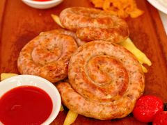 莫斯科风格烤肠配酸菜-莫斯科餐厅