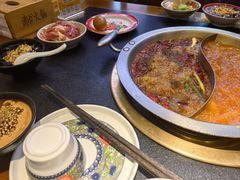 -沸炉重庆老火锅(军事博物馆店)