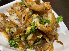 手撕小黄鱼-小城粥道·海胆鲜虾粥(解放广场店)