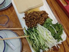 京酱肉丝卷饼-圣夜东北菜烧烤·夜宵·小龙虾(胥江路店)