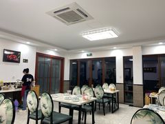 -七的湖·晚芳亭·阳澄湖农家菜·大闸蟹(莲花岛店)