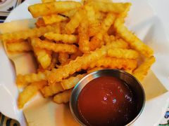 -LESCEDARS Brasserie Bistro香柏树