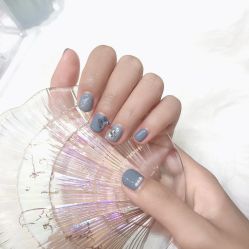 -吉吉靓甲美睫