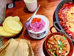火龙果鱼籽虾滑-楠火锅(三街两巷店)