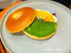 鸡蛋牛油果贝果-铁手珈琲制造局metalhands(望京店)