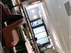 -港丽餐厅(高德置地店)