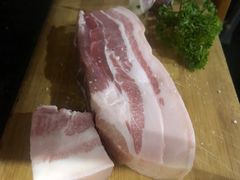 -唯成•韩国炭火烤肉 유성고기