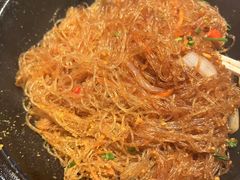-绿草地·湘菜(酃湖师院店)