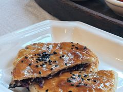 云南重瓣鲜花饼-云腾食府·云南菜