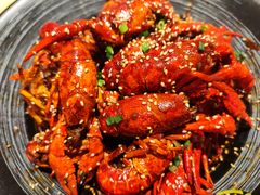 -肥肥虾庄·金牌油焖大虾(首义路店)