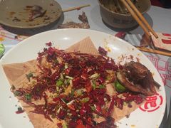 -肥肥虾庄·金牌油焖大虾(杨园滨江时代walk店)