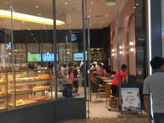 门面-面包新语(融创茂店)