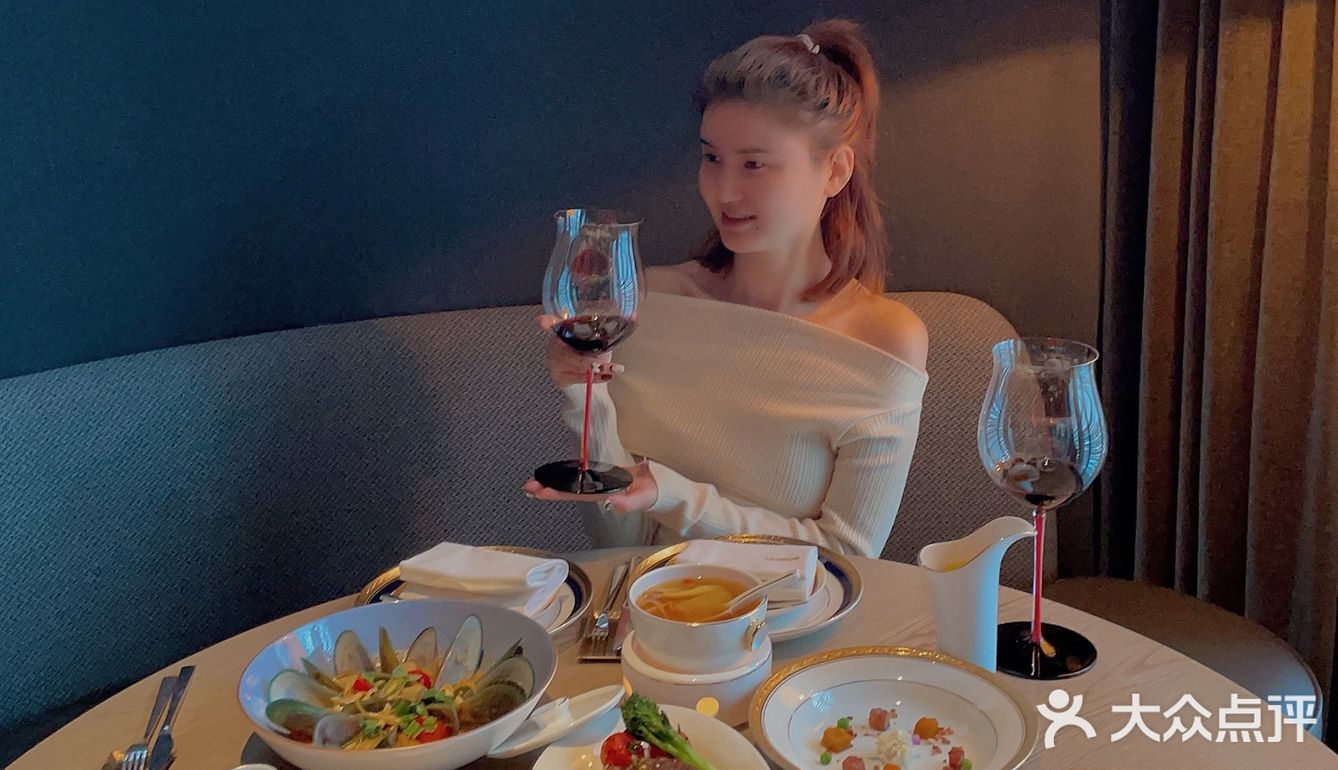 黑珍珠2022｜浪漫又精致牛排家🥩黑金餐厅🍴