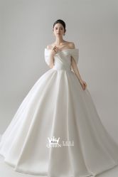 点击看大图 -艾拉·女王婚纱礼服馆