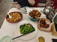 -五谷芳乳鸽王(海景店)