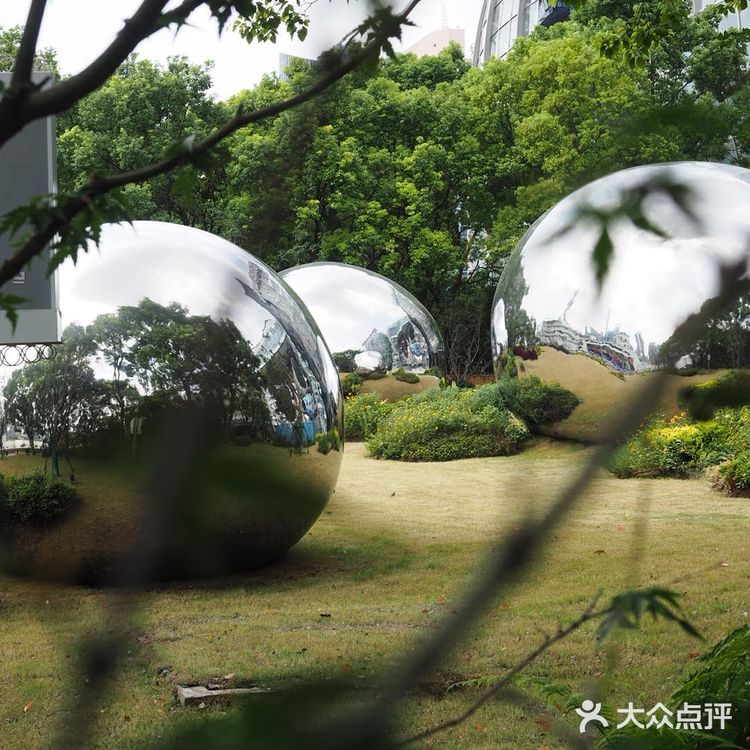 魔都潮流推荐[礼花]上海北外滩商圈景点盘点