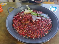 -黄潇洒老火锅(九眼桥宏济巷店)