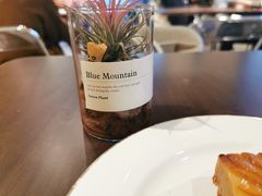 -Fridi Patisserie Cafe