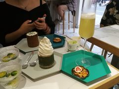 -茶是一枝花泡茶店