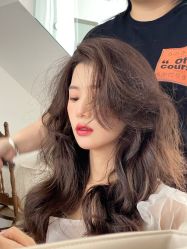 -东秀护肤造型