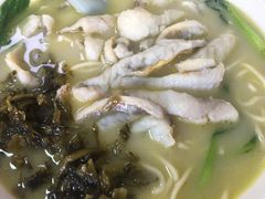 -明呈黄鱼面馆(斜土路店)