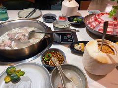-喃喃椰·糟粕醋·椰子鸡火锅(七堡花园店)