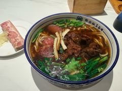 -镇南锅盖面馆(解放路店)