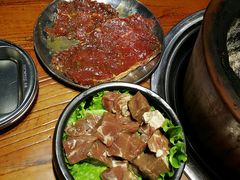 坛子大块肉-原始泥炉烤肉(总店)