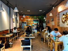 大堂-潮十三潮汕砂锅粥(高新四路大都荟店)