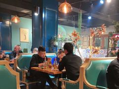 大堂-柴窝堡22号辣子鸡·传承新疆菜