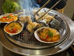 -围炉肉舍•炭烤活鳗•丹东海鲜烤肉(步行街店)