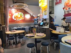 -滋味满屋美食坊(上海街店)