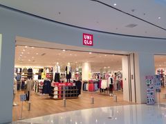 -优衣库(南宁安吉万达广场店)