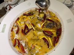 -渔语鱼酸菜鱼新川菜(来福士店)