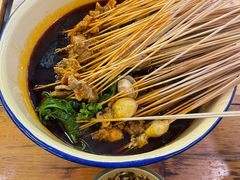 -拈签一笑黄牛肉辣卤串串