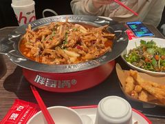 鸡爪煲-胖哥俩肉蟹煲(湖滨银泰in77店)