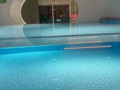 -涨巢·潮玩水疗局