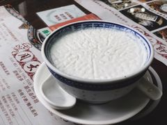 -周大娘牛乳(旧寨古村总店)
