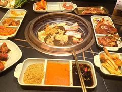-梨花自助烤肉(西三旗万象汇黑金店)