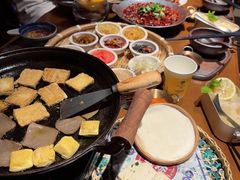 -包整·丝娃娃(一览甲秀楼风景店)