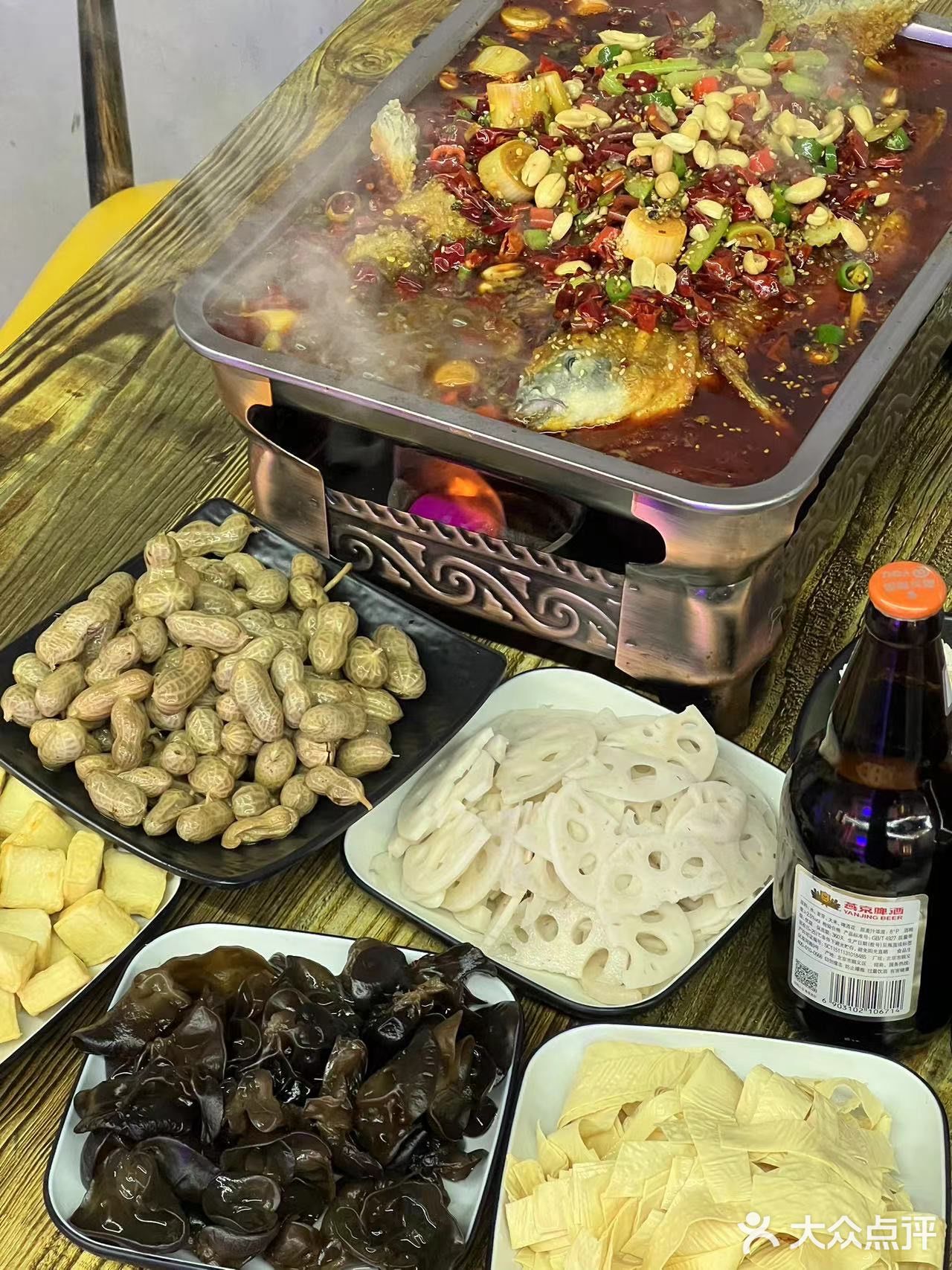 荟京湘，一家让我无法抗拒的美食天堂。走进店内