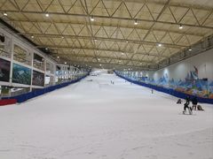 -乔波室内滑雪场