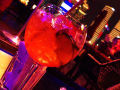 -池畔酒吧 WET Bar
