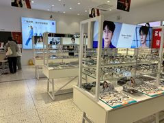 -J-Color眼镜·蔡司·依视路授权店(槐房万达广场店)