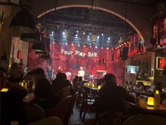 -FOUR PLAY BAR